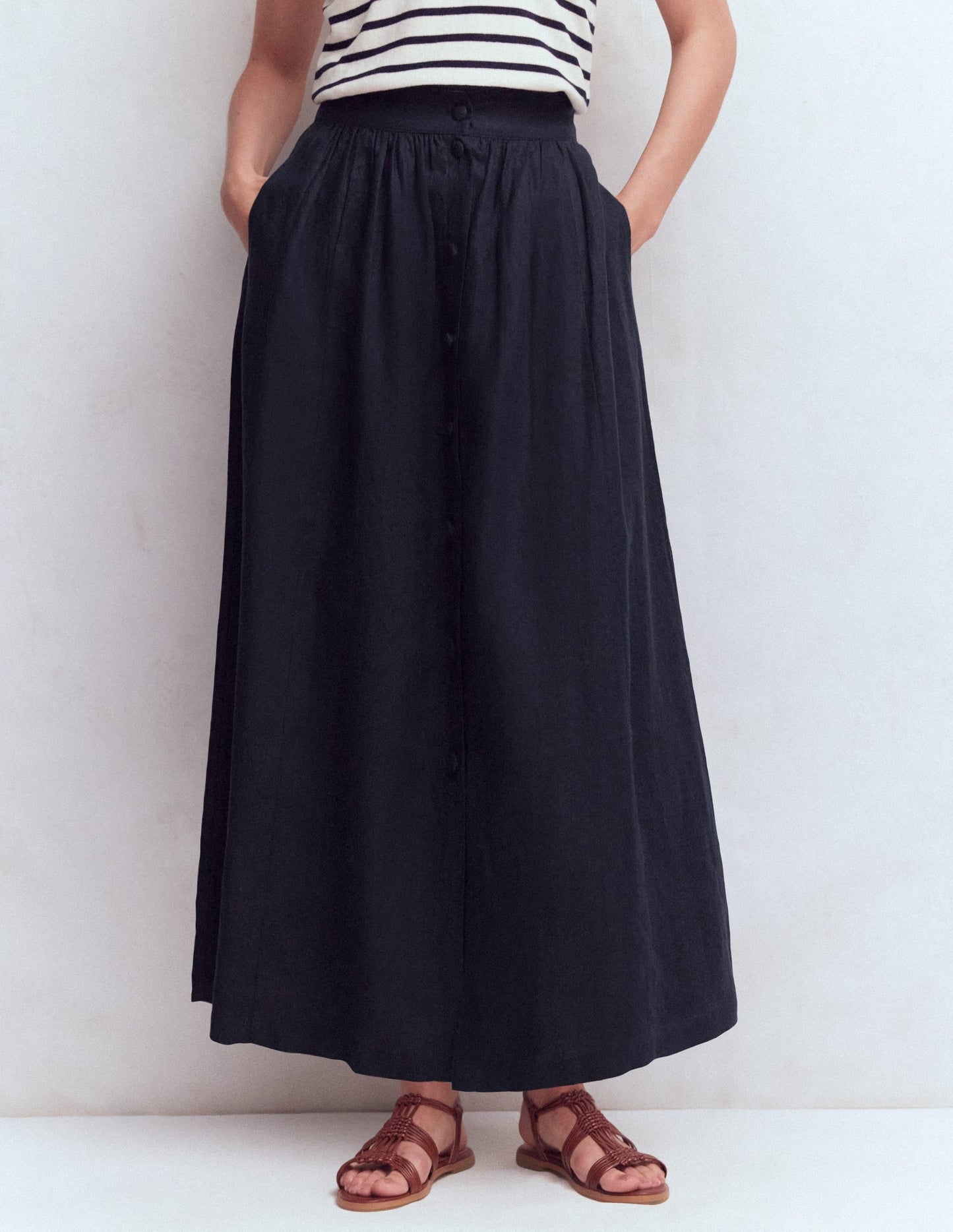 Emma Linen Maxi Skirt-Navy